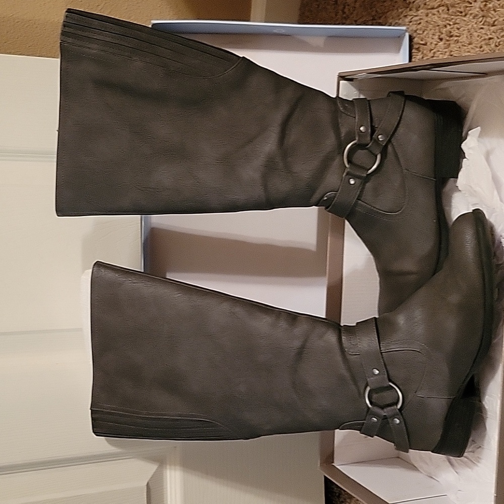 NWOT Life Stride wide calf boots